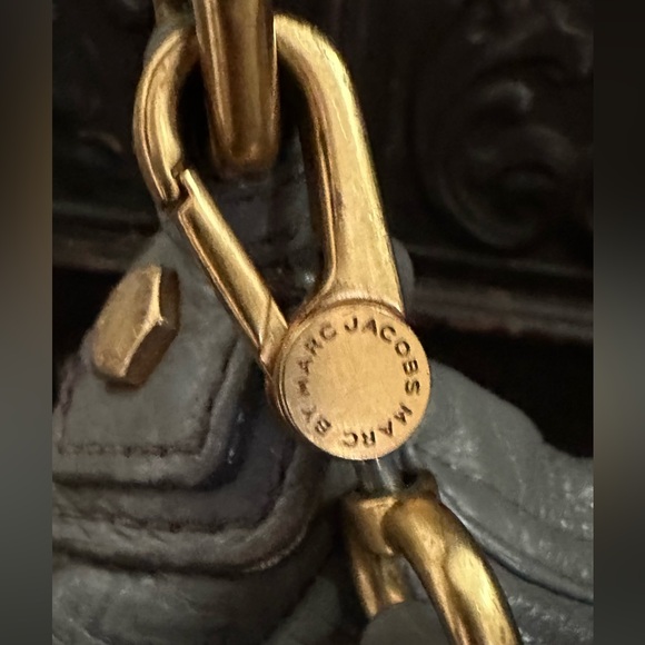 Marc by Marc Jacobs Crossbody Leather Purse with Gold Toned Hardware, Imperfect - Picture 7 of 10